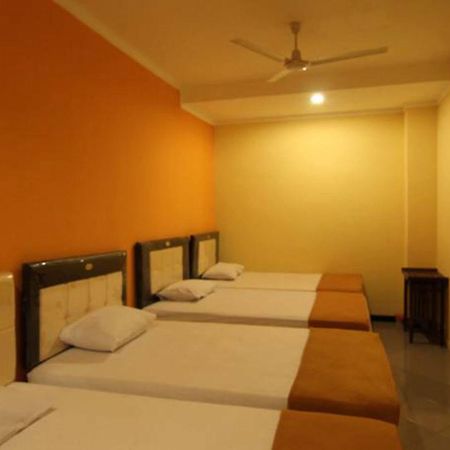 Ct1 Bali Bed & Breakfast Kuta  Exterior photo