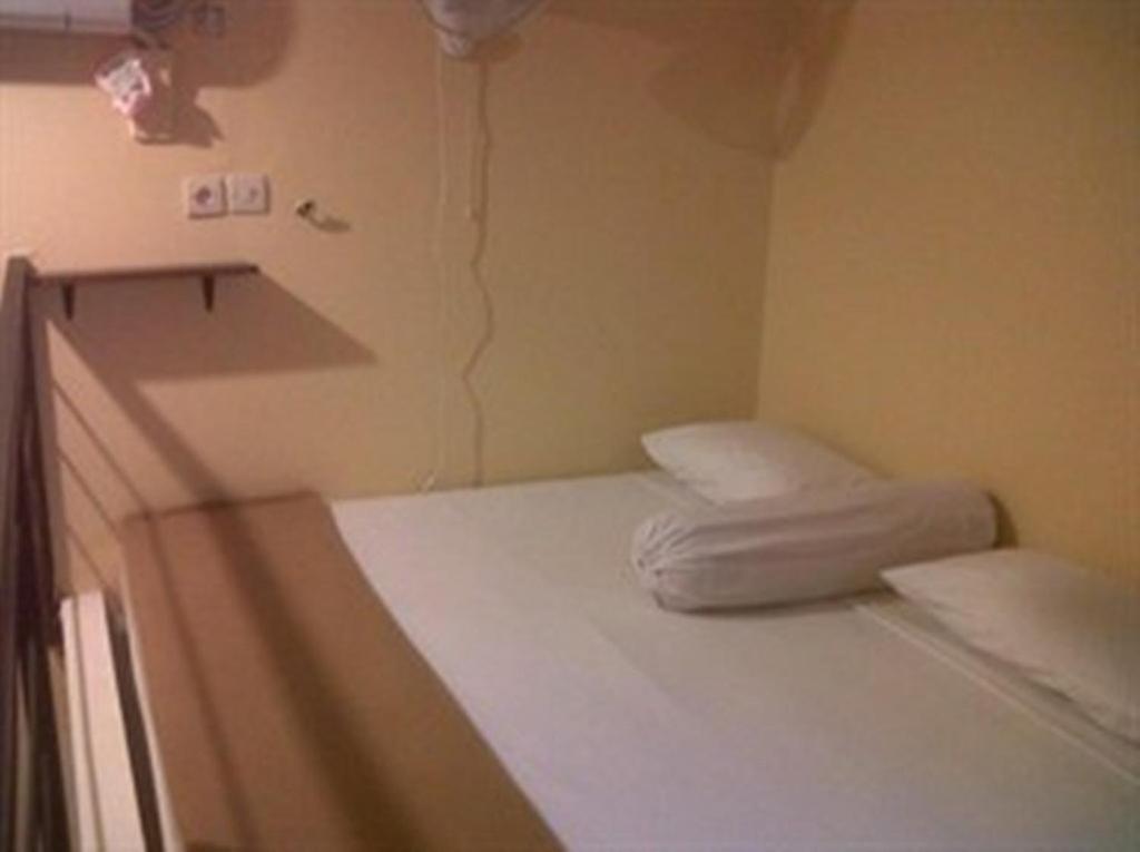 Ct1 Bali Bed & Breakfast Kuta  Room photo