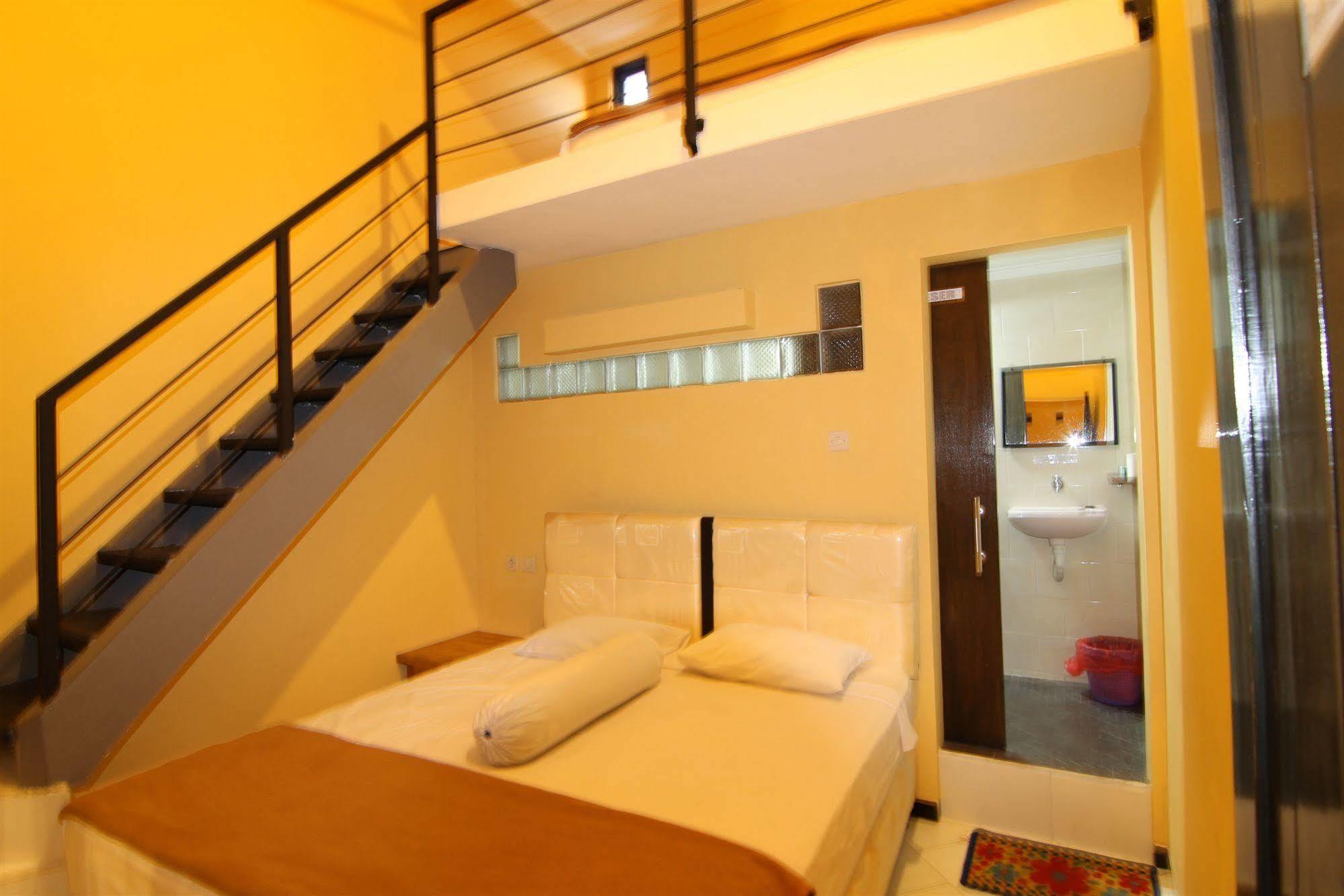 Ct1 Bali Bed & Breakfast Kuta  Exterior photo