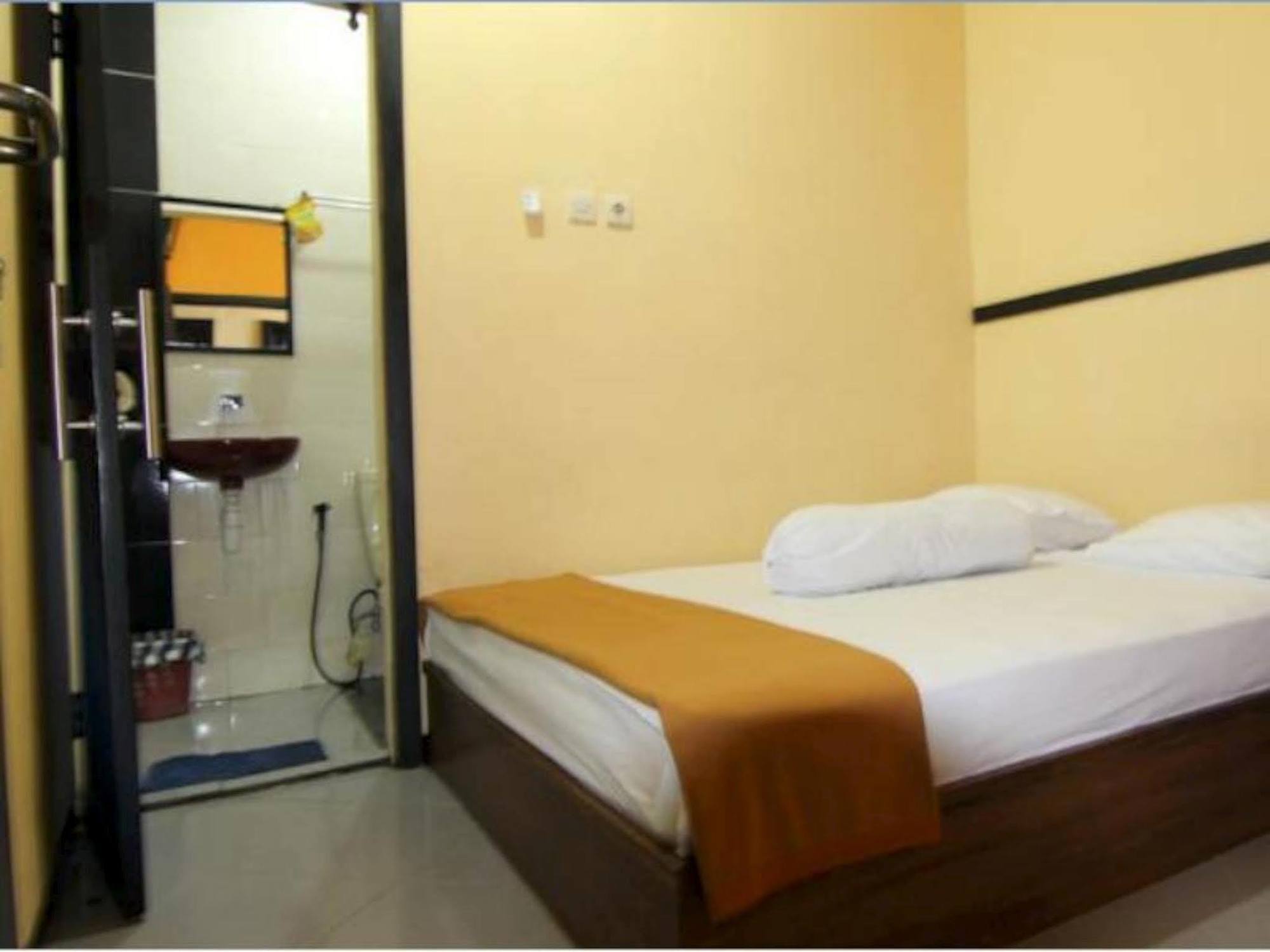Ct1 Bali Bed & Breakfast Kuta  Exterior photo